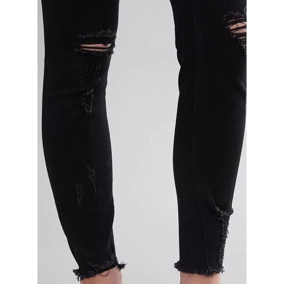 KanCan Mid-Rise Distressed Stretch Ankle Raw Hem Skinny Jeans Womens Size 26 - Picture 2 of 7